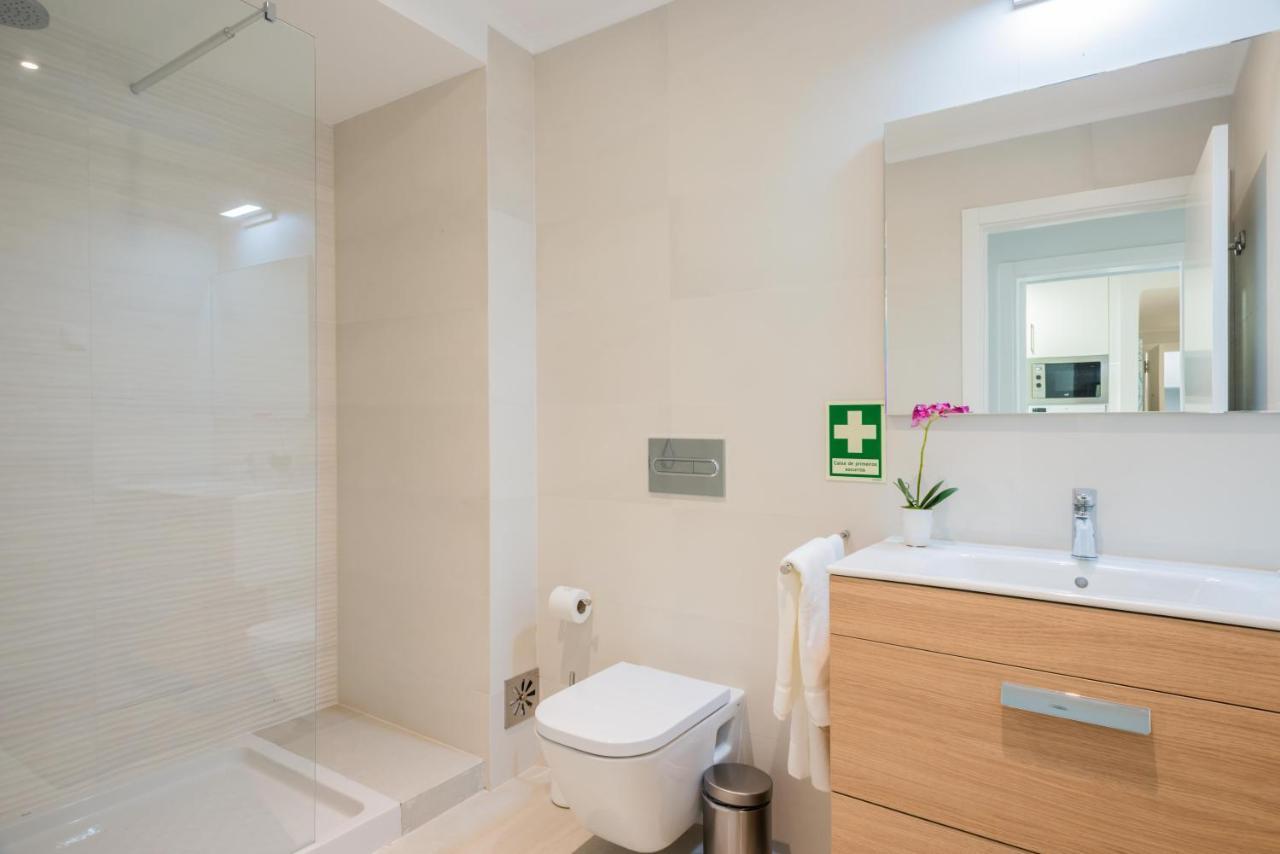 Superior One-Bedroom Apartment